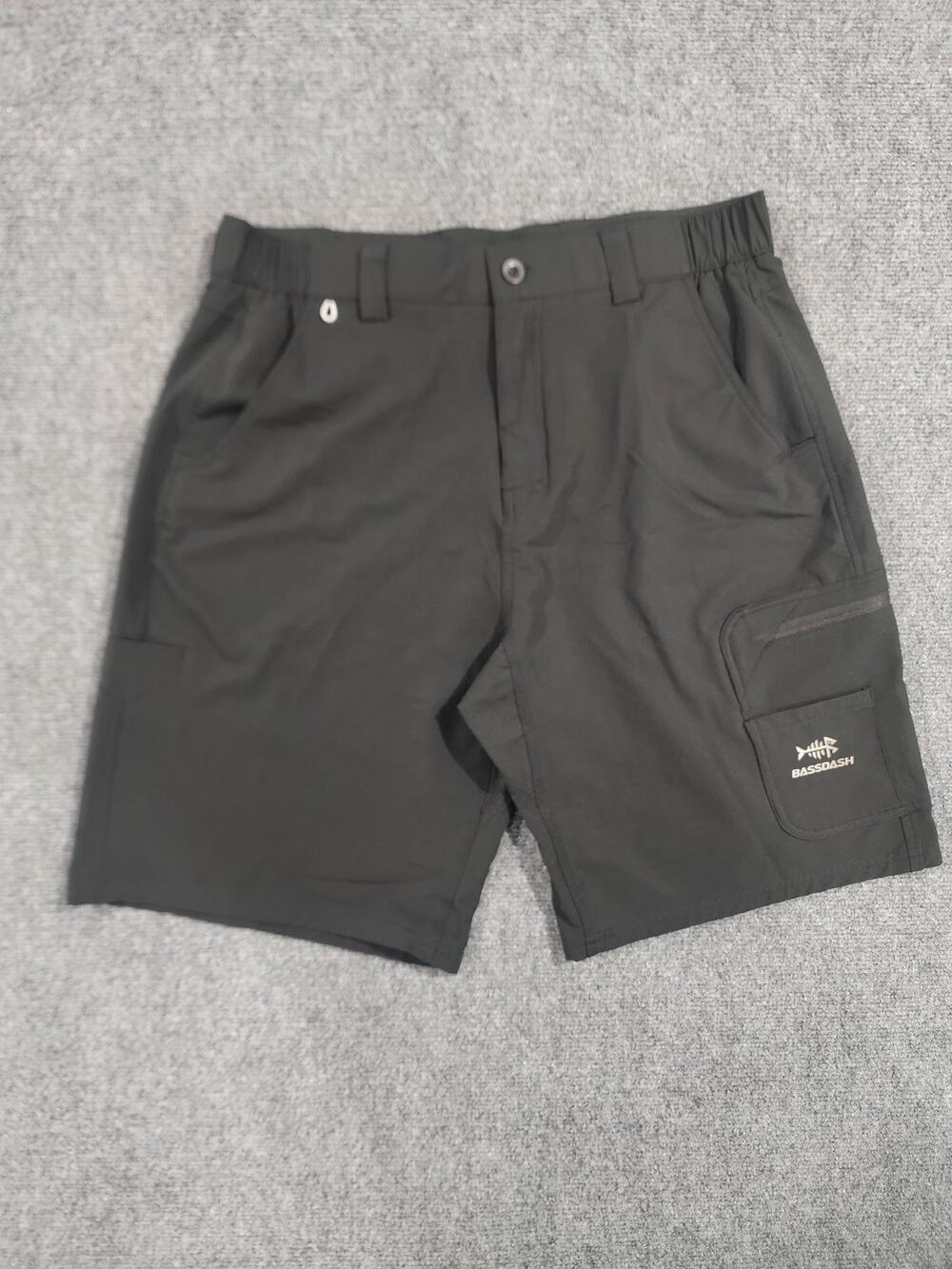 Bassdash Mens Large Performance Fishing Cargo Shorts Blk Quick Dry UPF 50+ 10.5